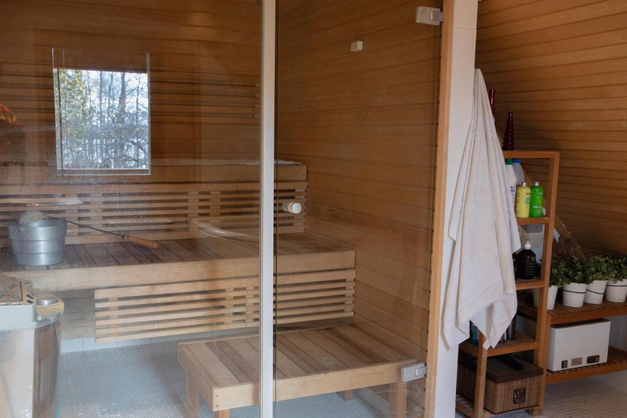 Villa Jupperi Espoossa エクステリア 写真